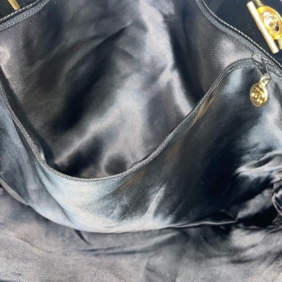 CHANEL Rare Coco Mark Chain Tote bag - Picture 15 of 17